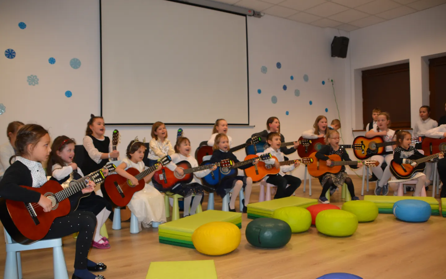 Warsztaty muzyczne z gry na gitarze dla dzieci