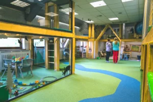Sala zabaw dla dzieci, plac zabaw dla dzieci w Kościelisku koło Zakopanego Fabryka Talentów