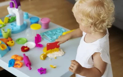 20 pomysłów na zabawy sensoryczne dla dzieci tych młodszych i trochę starszych