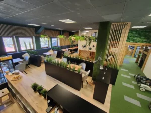 Kawiarnia w góskiej sali zabaw Fabryce Talentów w Kościelisku